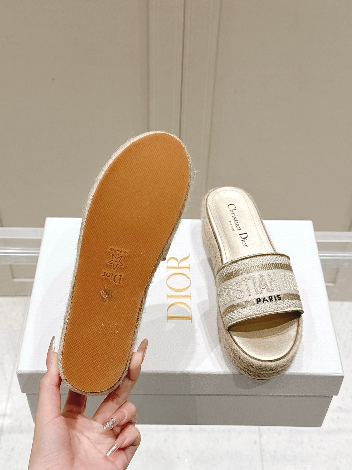 DWAY WEDGE SLIDES 45MM IN WARM GREIGE FABRIC RAFFIA SOLE - 35