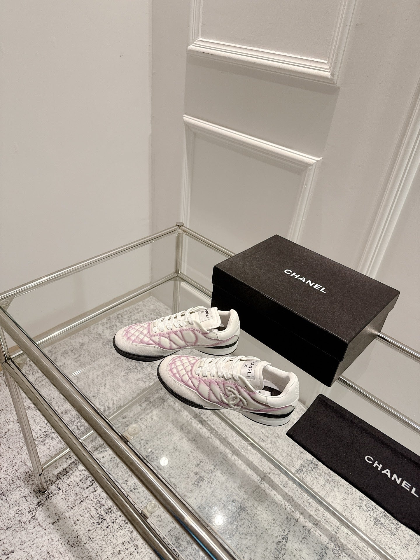 CASUAL SNEAKER IN WHITE AND PURPLE CALFSKIN - 35