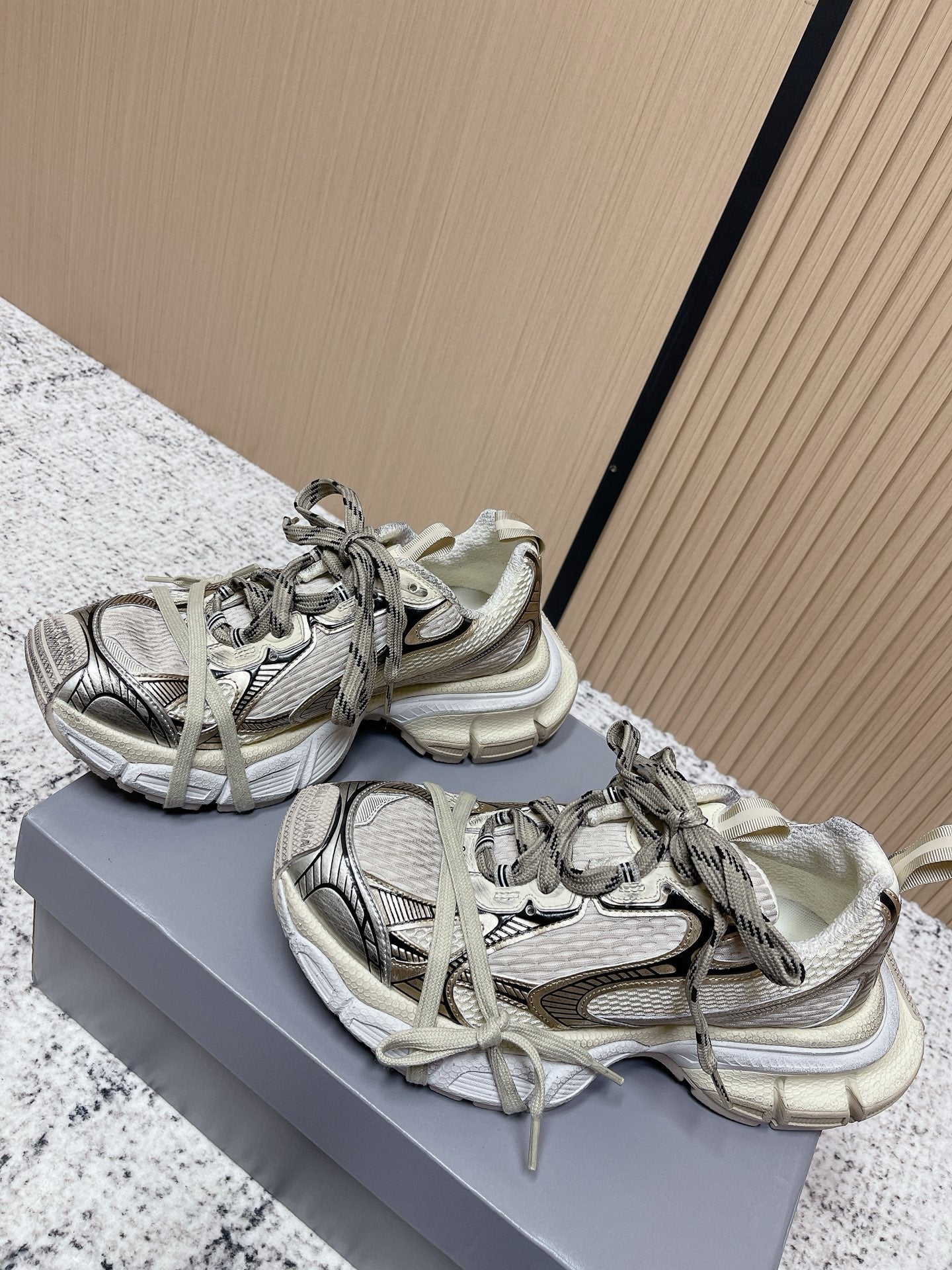 BALENCIAGA 25S 3XL SNEAKERS IN TAUPE GRAY MIX BLACK PU LEATHER - 36