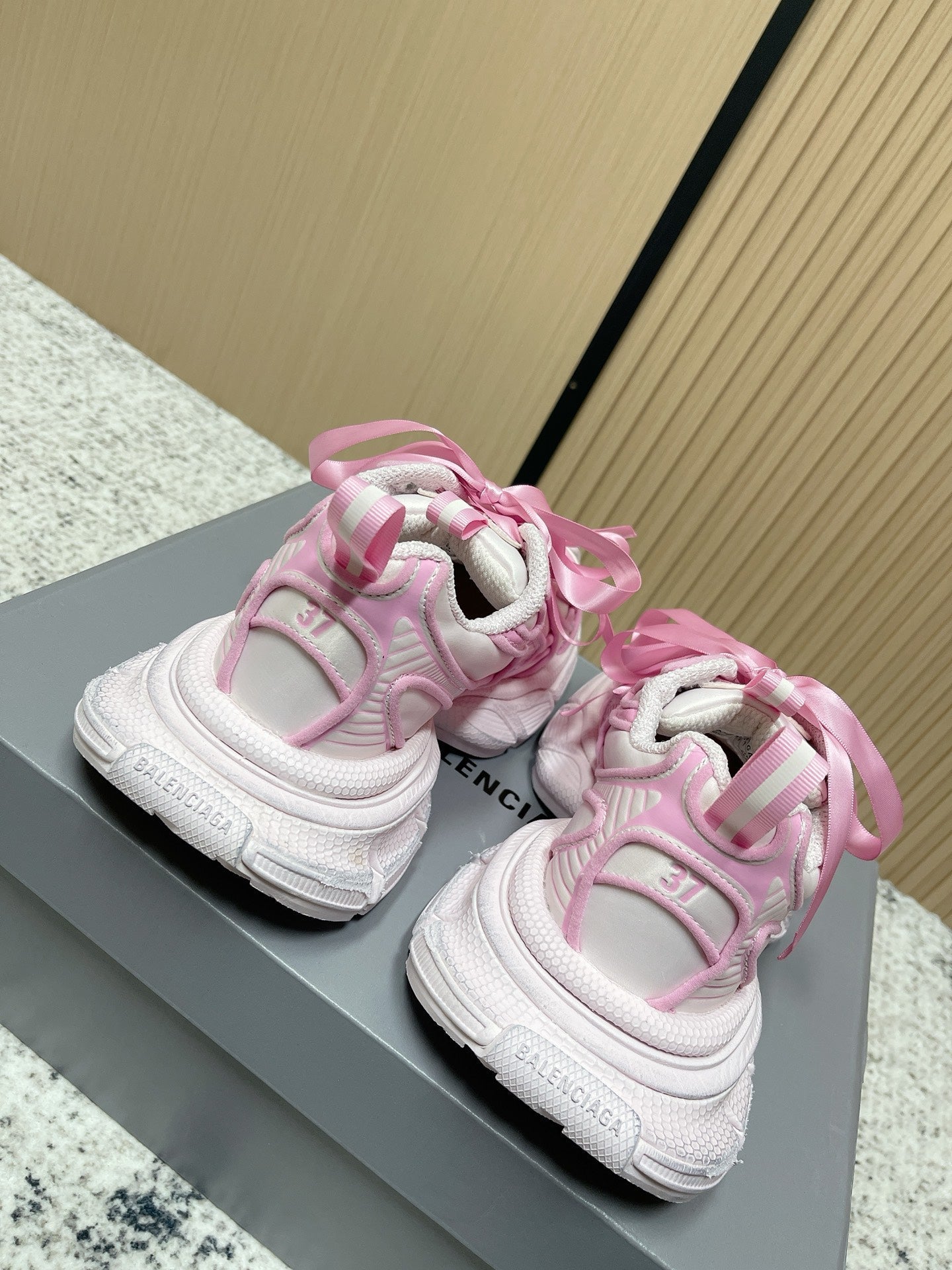 BALENCIAGA 25S 3XL SNEAKERS IN CREAM WHITE MIX PINK PU LEATHER - 35