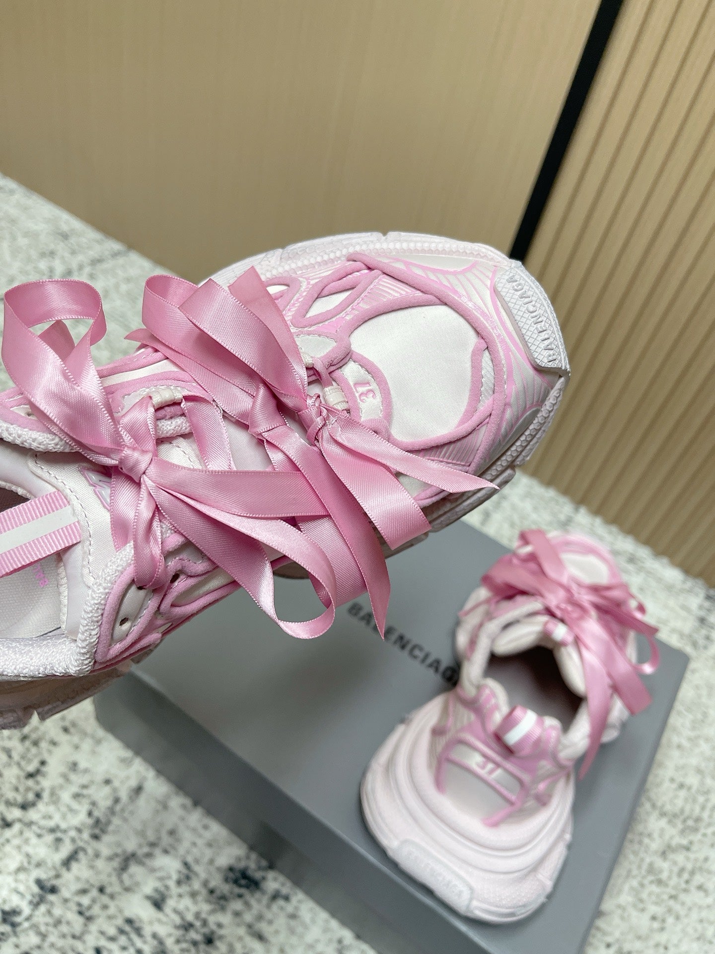 BALENCIAGA 25S 3XL SNEAKERS IN CREAM WHITE MIX PINK PU LEATHER - 35
