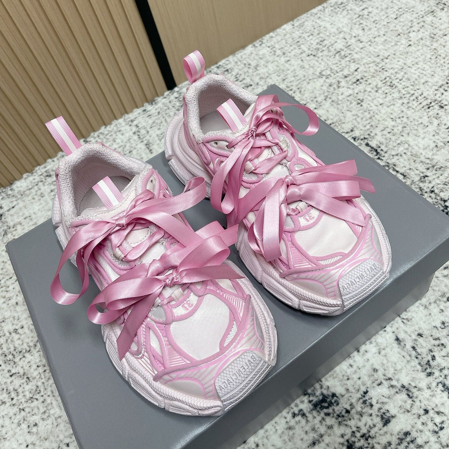 BALENCIAGA 25S 3XL SNEAKERS IN CREAM WHITE MIX PINK PU LEATHER - 35