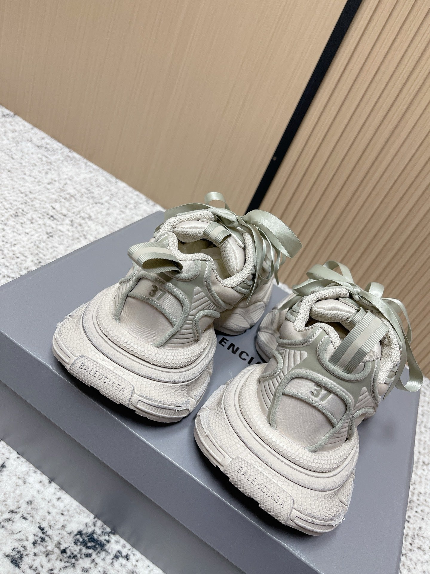 BALENCIAGA 25S 3XL SNEAKERS IN TAUPE GRAY PU LEATHER - 35
