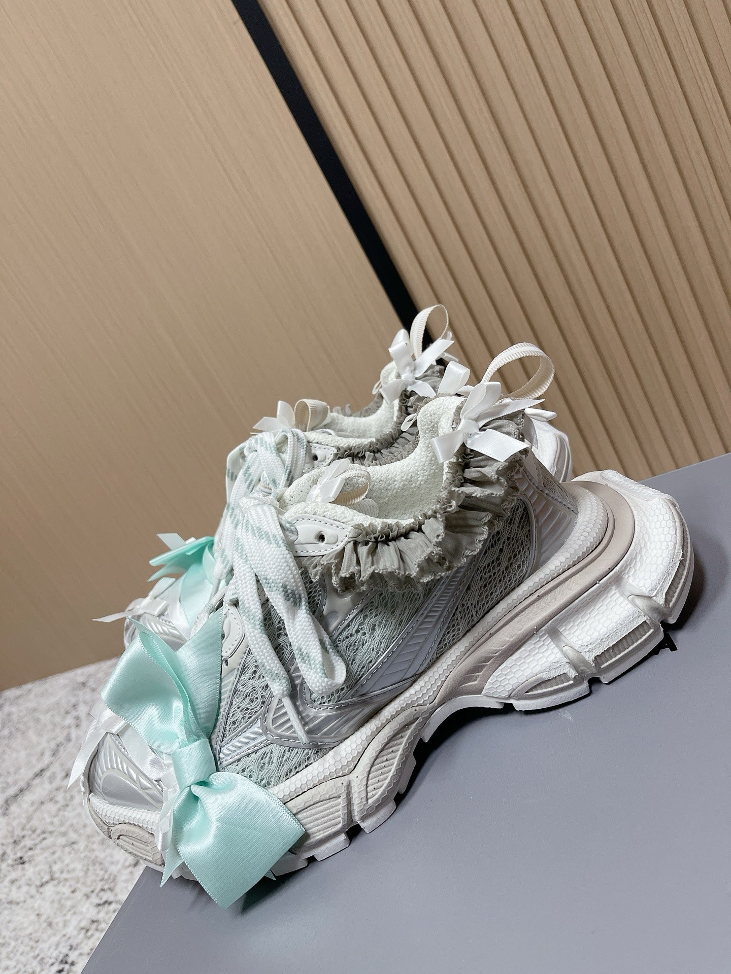 BALENCIAGA 25S 3XL SNEAKERS IN WHITE MIX GREY PU LEATHER - 35