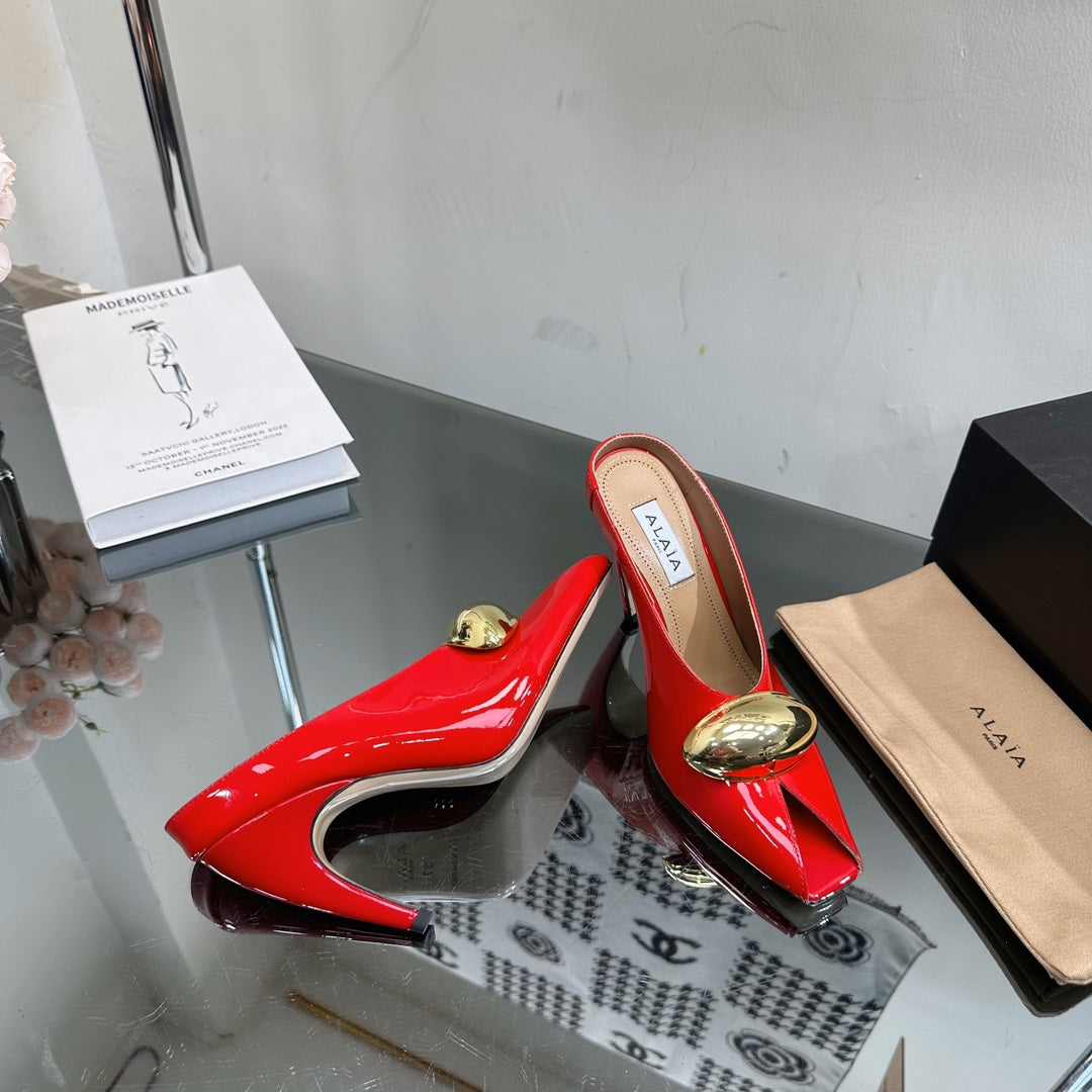 ALAIA AZZEDINE HIGH HEELS IN CHERRY RED CALFSKIN WITH GOLD HARDWARE - 35