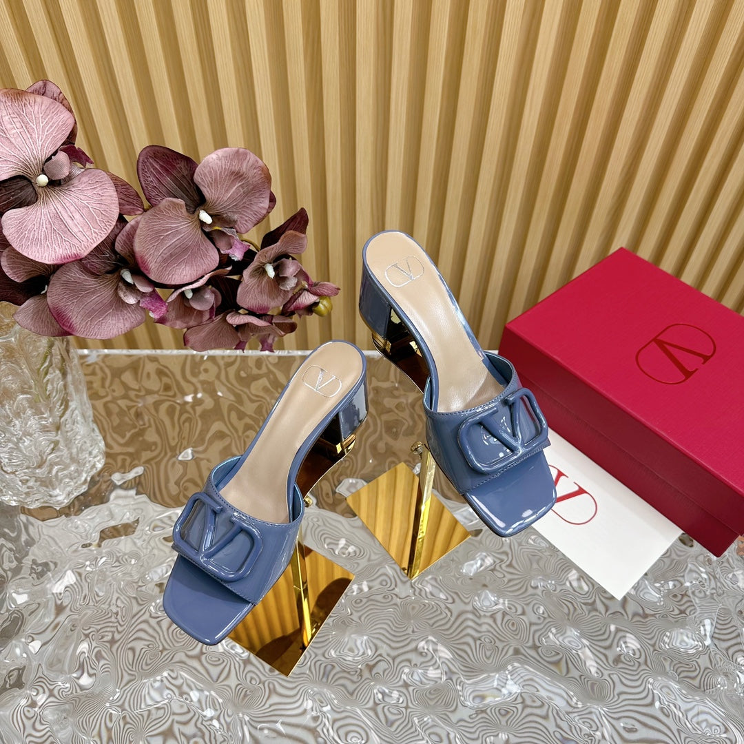 VLOGO SIGNATURE HIGH SHINE OPEN TOE SANDALS 60 MM IN PEGEON BLUE CALFSKIN - 35