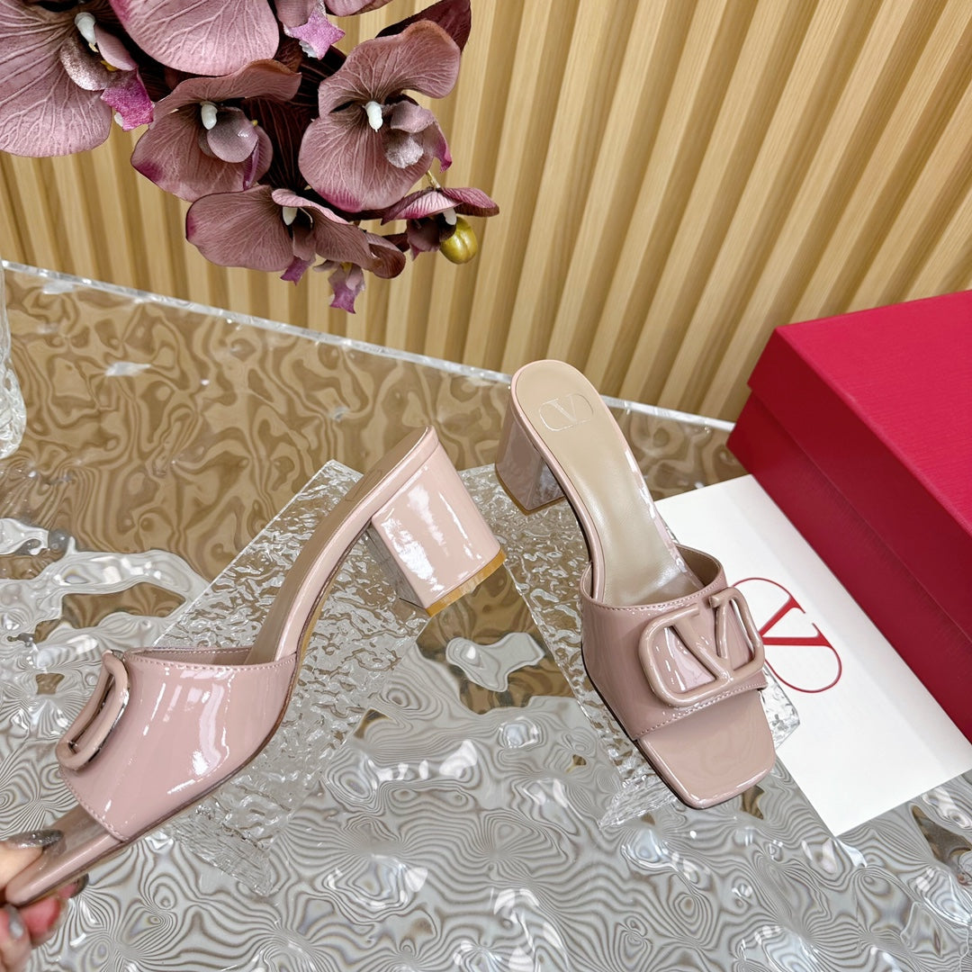 VLOGO SIGNATURE HIGH SHINE OPEN TOE SANDALS 60 MM IN CREPE PINK CALFSKIN - 35
