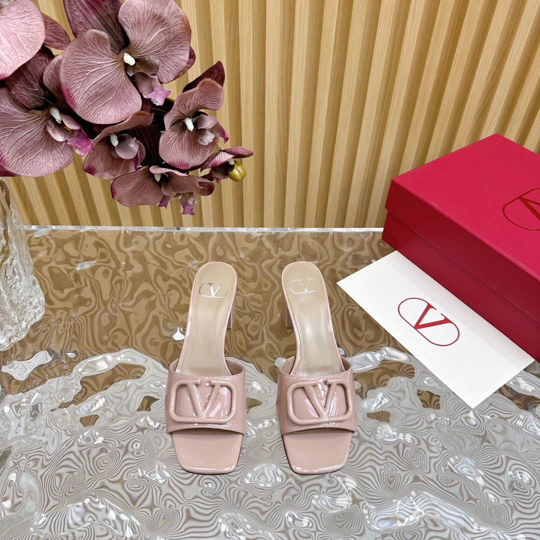 VLOGO SIGNATURE HIGH SHINE OPEN TOE SANDALS 60 MM IN CREPE PINK CALFSKIN - 35