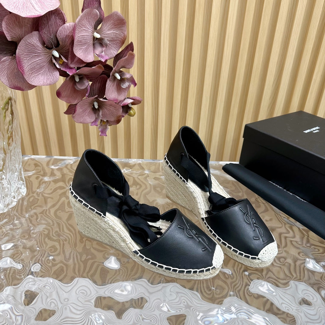 SL WEDGE SANDALS BLACK CALFSKIN AND STRAW - 35