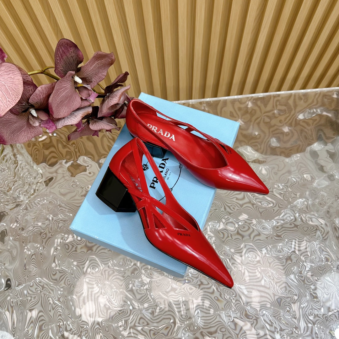 PRA STRAP CUT-OUT PUMPS CRIMSON CALFSKIN - 35