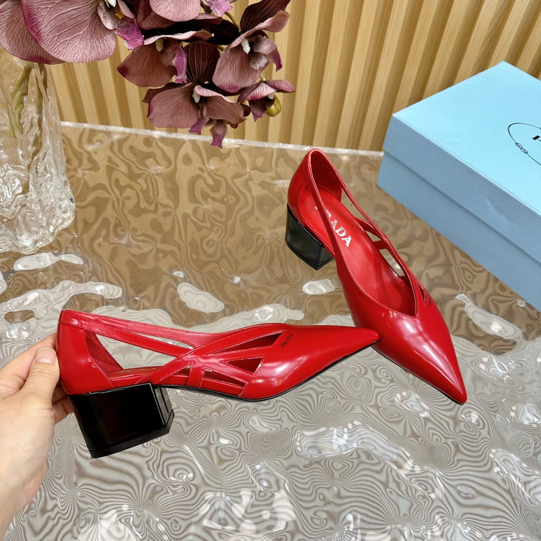 PRA STRAP CUT-OUT PUMPS CRIMSON CALFSKIN - 35