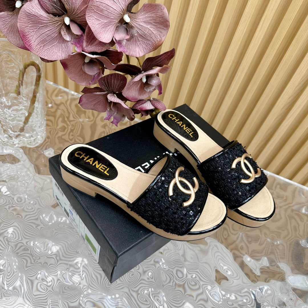 PLATFORM SLIPPERS IN BLACK TWEED AND LAMBSKIN - 35