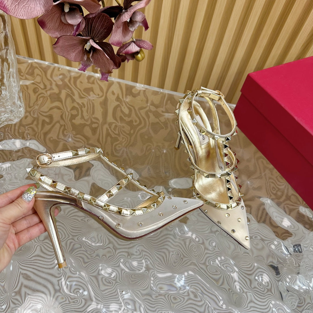 ROCKSTUD MIRROR-EFFECT PUMP WITH MATCHING STRAPS AND STUDS 95 MM GOLD CALFSKIN  AND MESH - 35