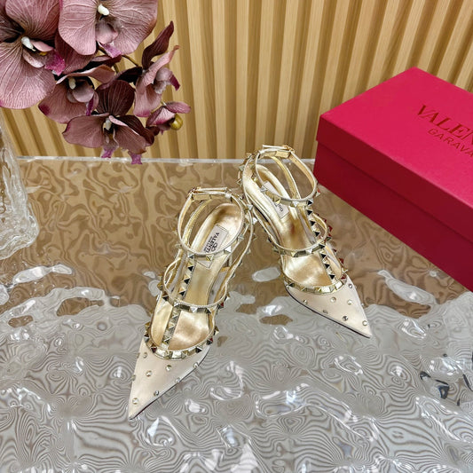 ROCKSTUD MIRROR-EFFECT PUMP WITH MATCHING STRAPS AND STUDS 95 MM GOLD CALFSKIN  AND MESH - 35