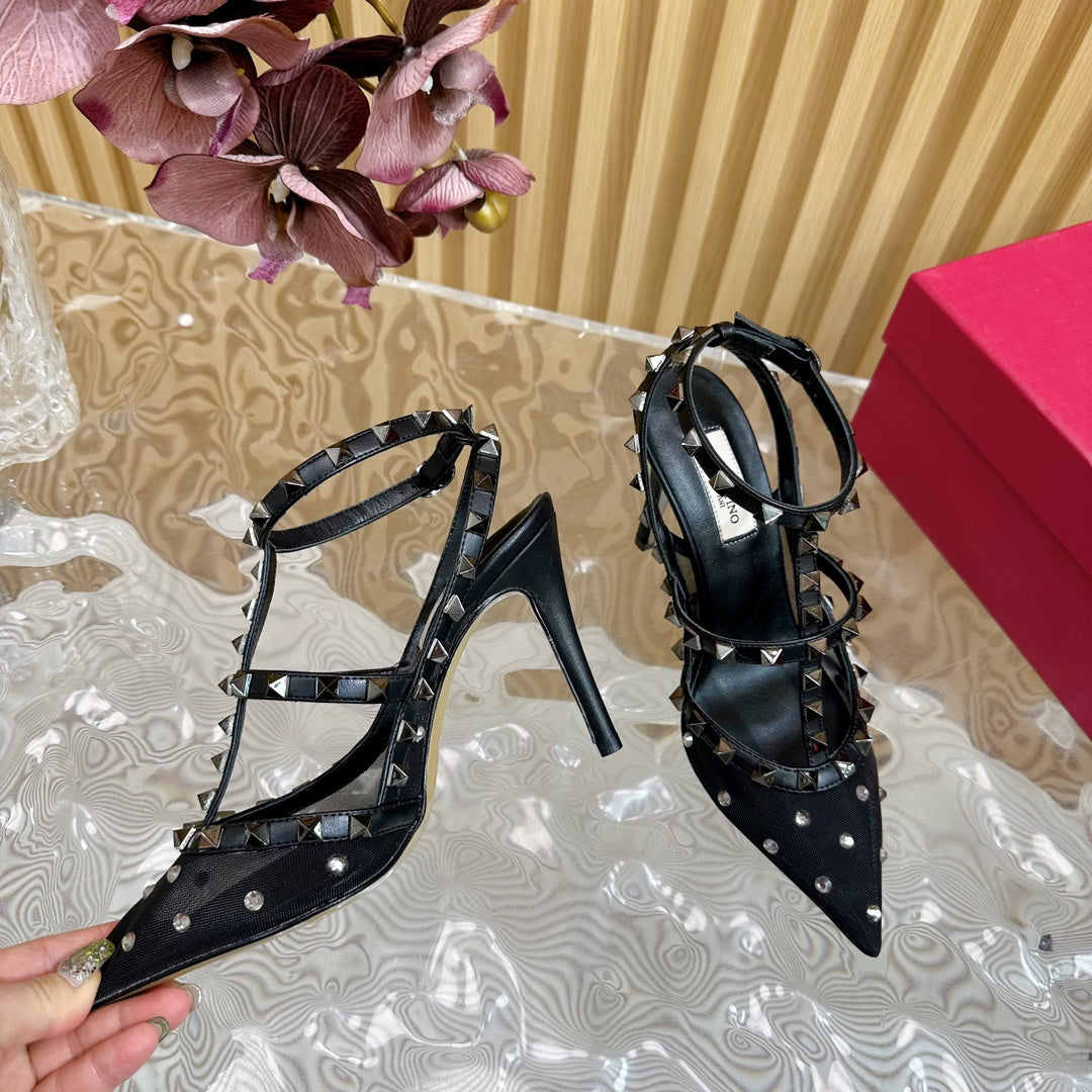 ROCKSTUD MIRROR-EFFECT PUMP WITH MATCHING STRAPS AND STUDS 95 MM BLACK CALFSKIN  AND MESH - 35