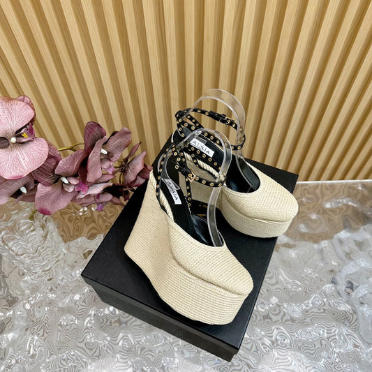 ALAIA LA WEDGE SANDALS IN WHITE PAPER STRAW - 35