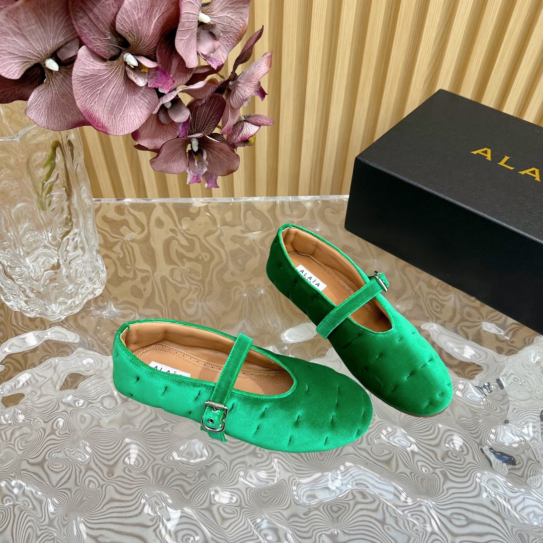 ALAIA BALLET FLATS IN EMERALD GREEN VELVET - 35