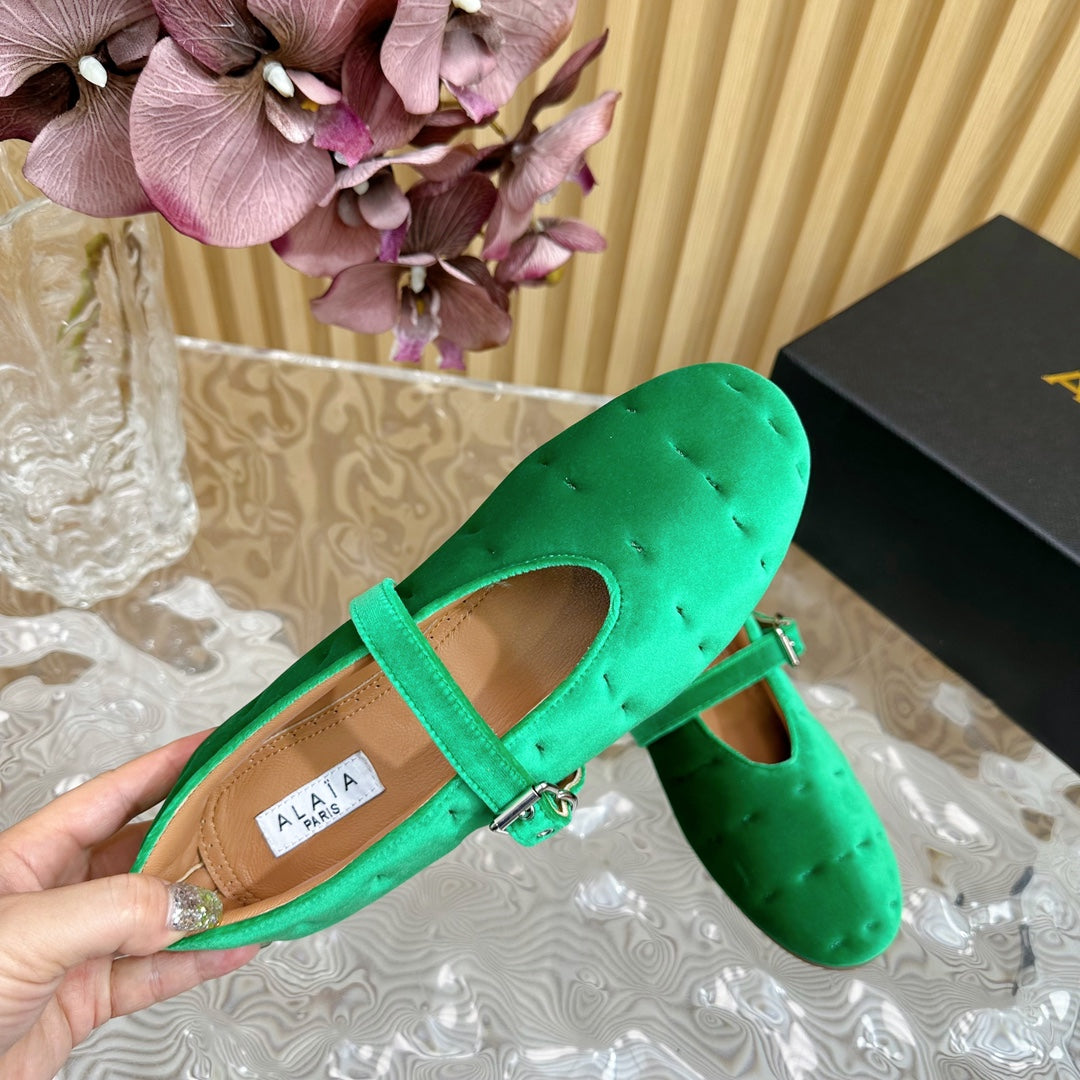 ALAIA BALLET FLATS IN EMERALD GREEN VELVET - 35