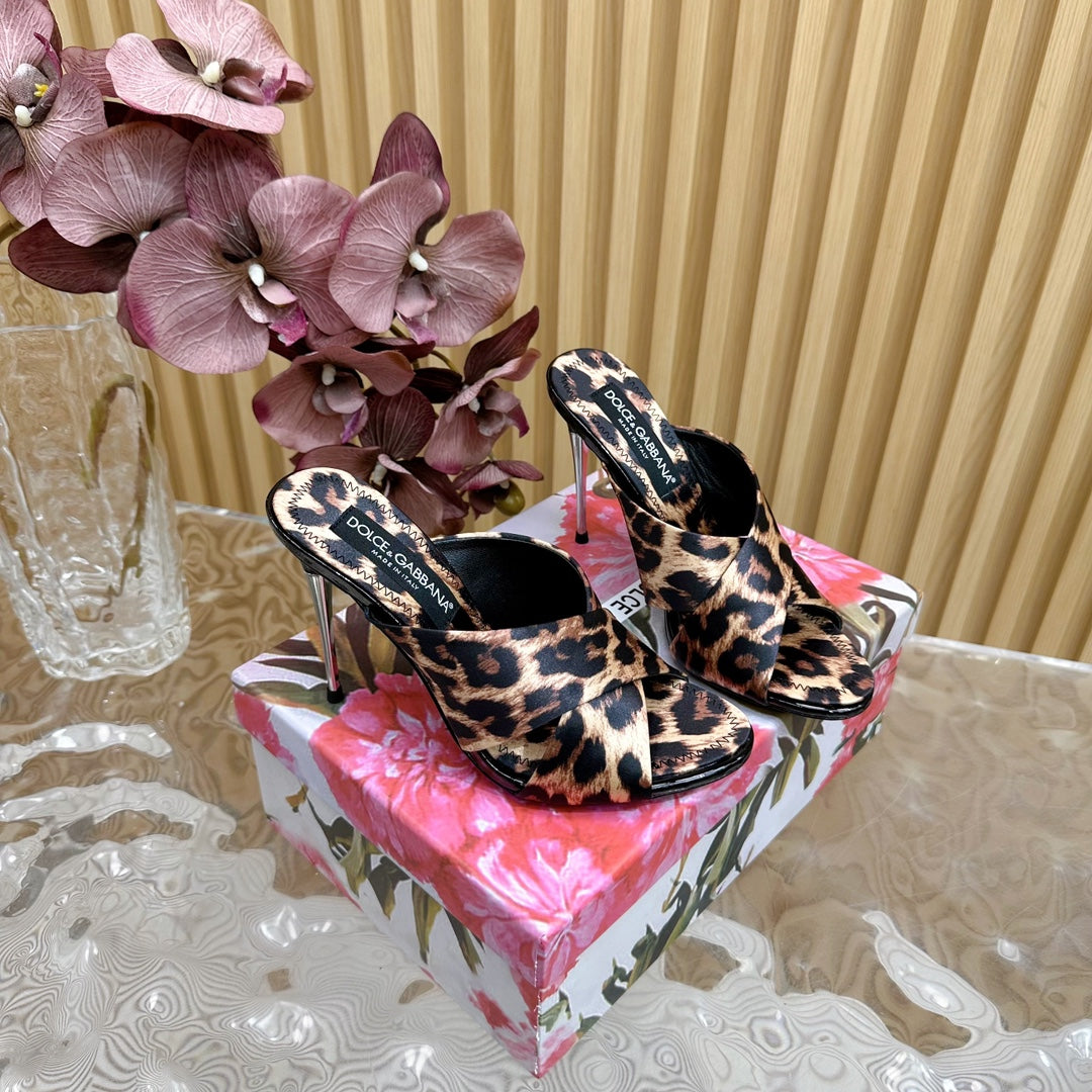 DG 100MM IN BEIGE FOOTWEAR – LEOPARD PRINT SATIN MULES - 35