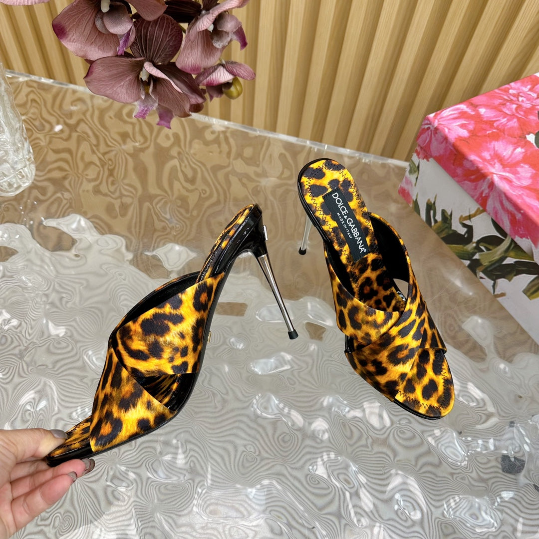 DG 100MM IN YELLOW FOOTWEAR – LEOPARD PRINT SATIN MULES - 35