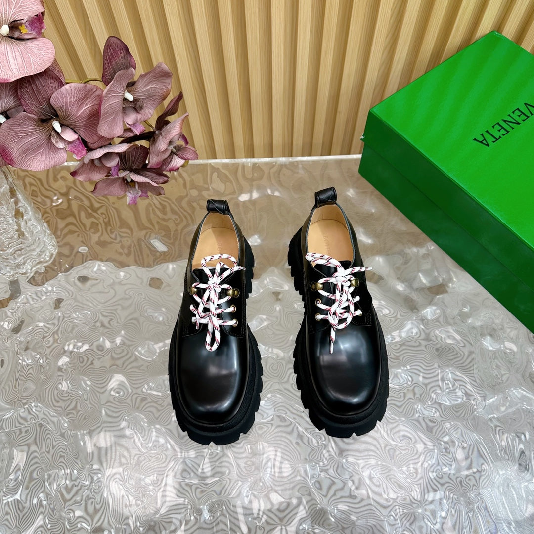 HADDOCK LACE-UP SHOE IN BLACK CALFSKIN - 35