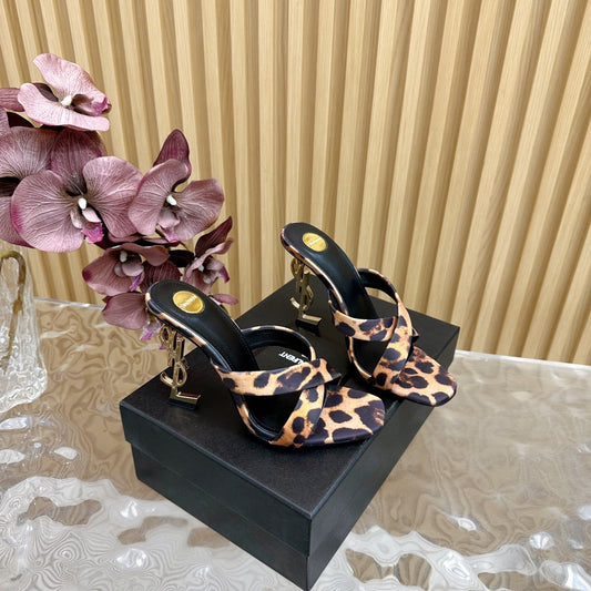 OPYUM 10 CM HIGH MULES IN LEOPARD PRINT SILK - 35