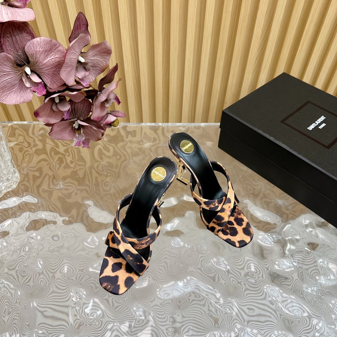 OPYUM 10 CM HIGH MULES IN LEOPARD PRINT SILK - 35