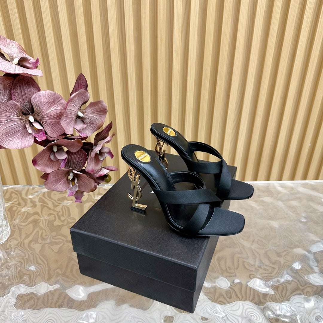 OPYUM 10 CM HIGH MULES IN BLACK SILK - 35