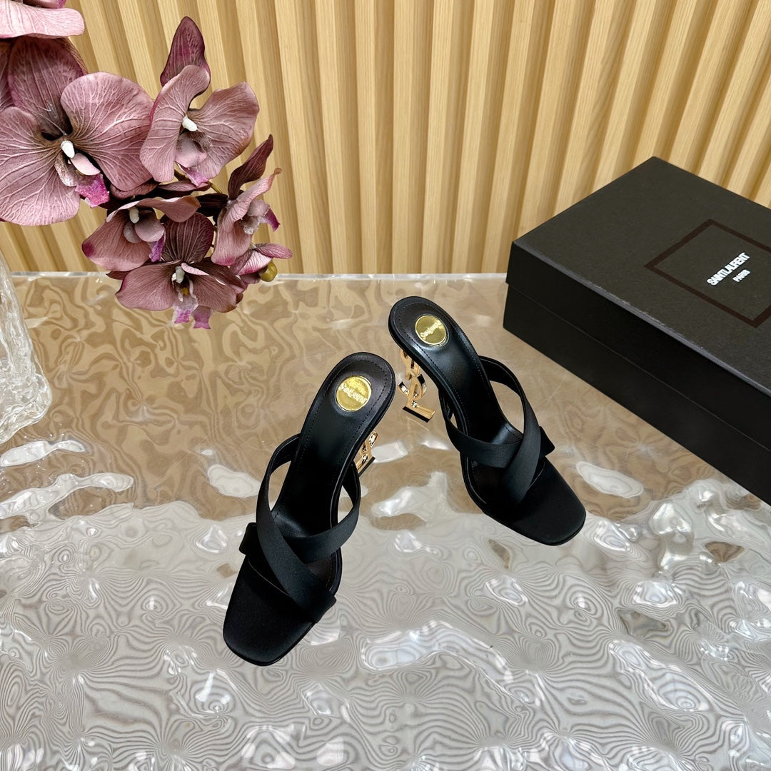 OPYUM 10 CM HIGH MULES IN BLACK SILK - 35