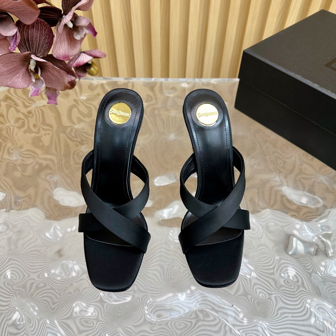 OPYUM 10 CM HIGH MULES IN BLACK SILK - 35