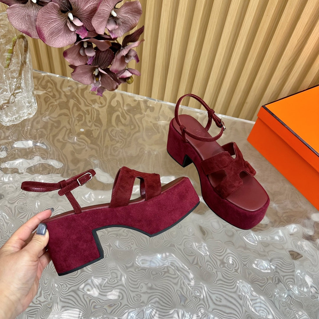 JAM 30 SANDAL IN BLOOD RED VELVET - 35