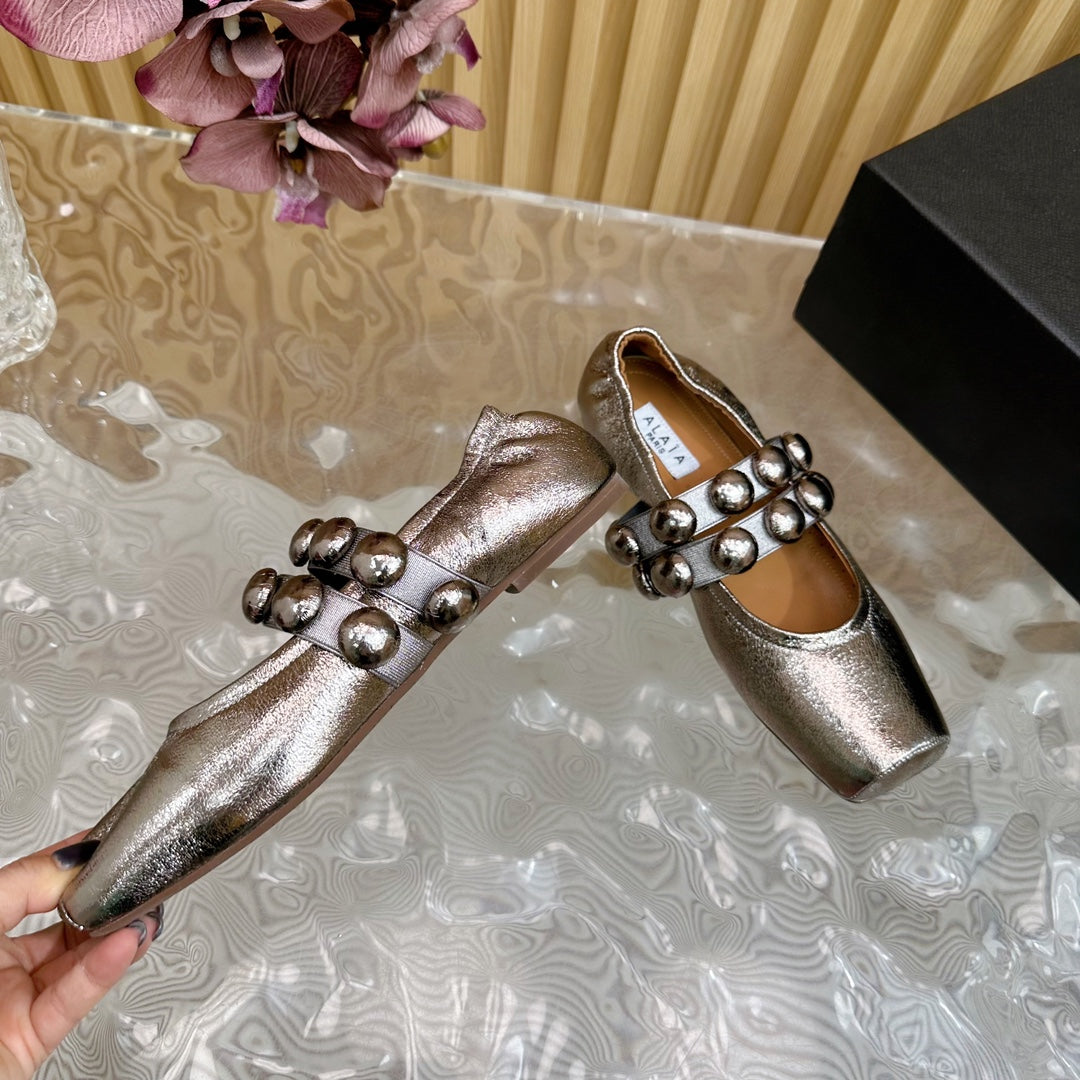 ALAIA MARY JANE PEARL IN COPPER GLOSSY LAMBSKIN - 34