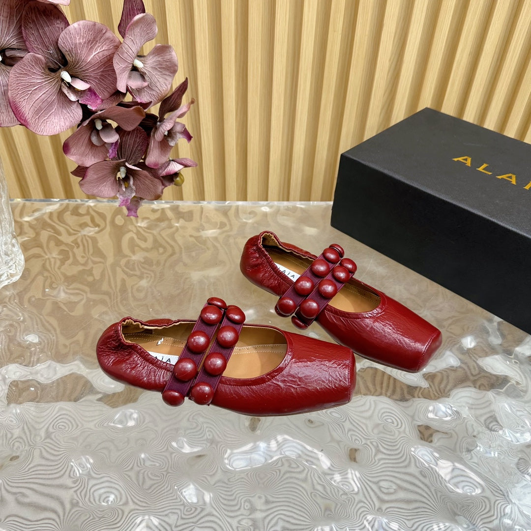 ALAIA MARY JANE PEARL IN GLOSSY MARS RED LAMBSKIN - 34