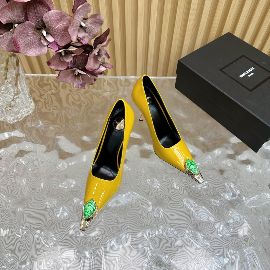 GREEN GEM-STUDDED HIGH PUMPS IN YELLOW PATENT CALFSKIN - 35