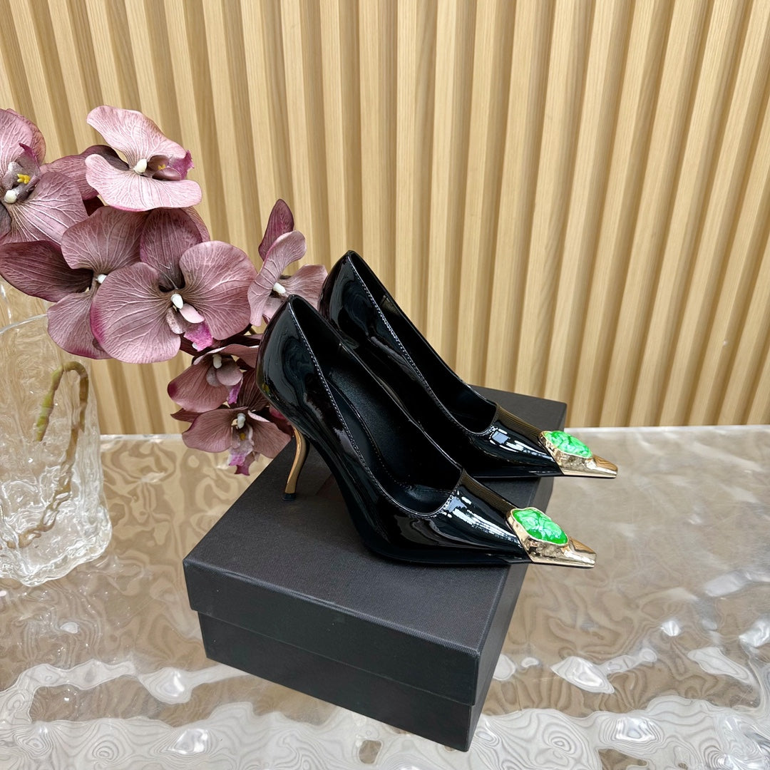 GREEN GEM-STUDDED HIGH PUMPS IN BLACK PATENT CALFSKIN - 35