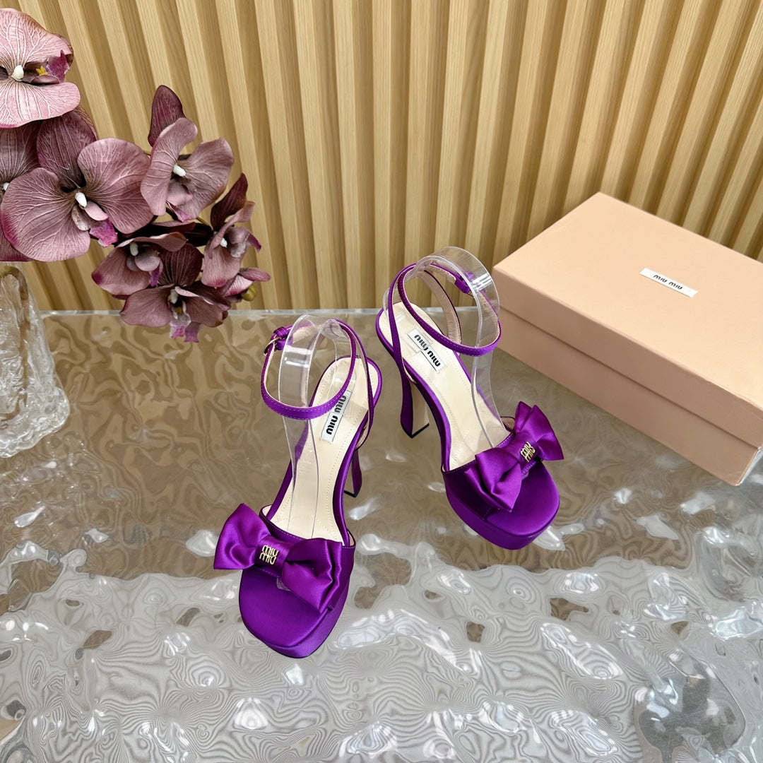 HIGH BOW PLATFORM IN VIOLET SILK - 35