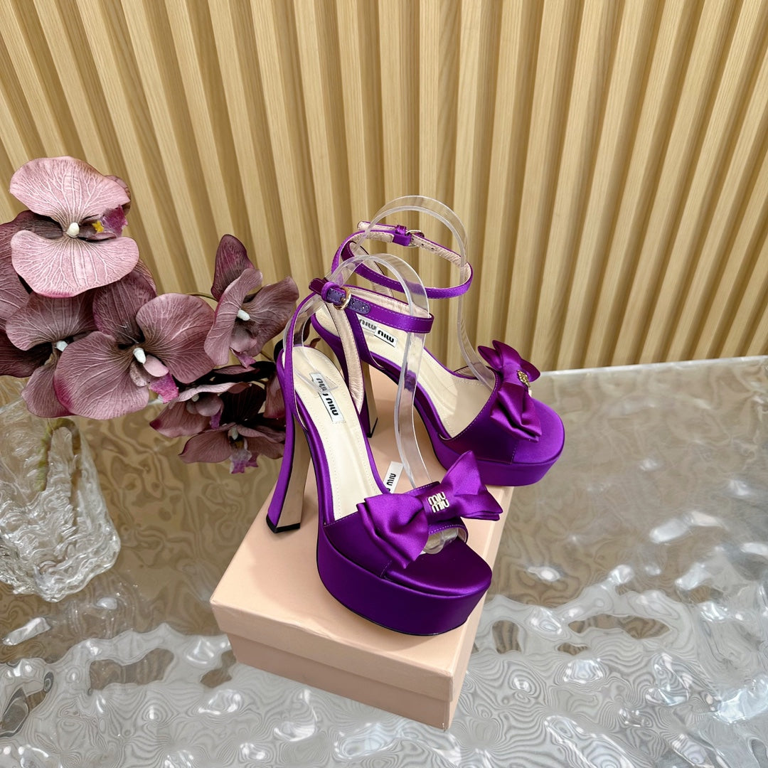 HIGH BOW PLATFORM IN VIOLET SILK - 35
