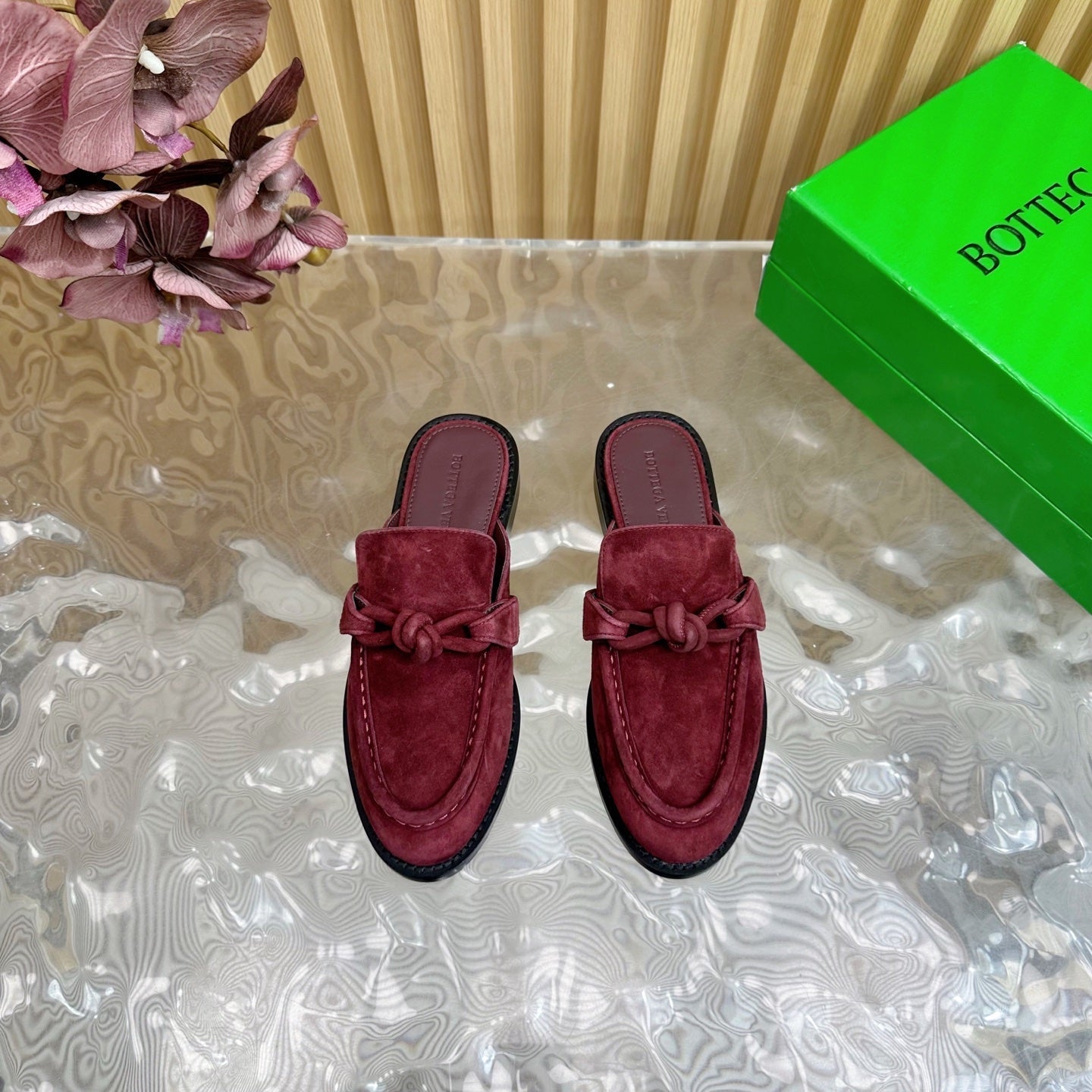 OPEN-BACK LOAFER REALISED IN GARNET RED SUEDE - 35
