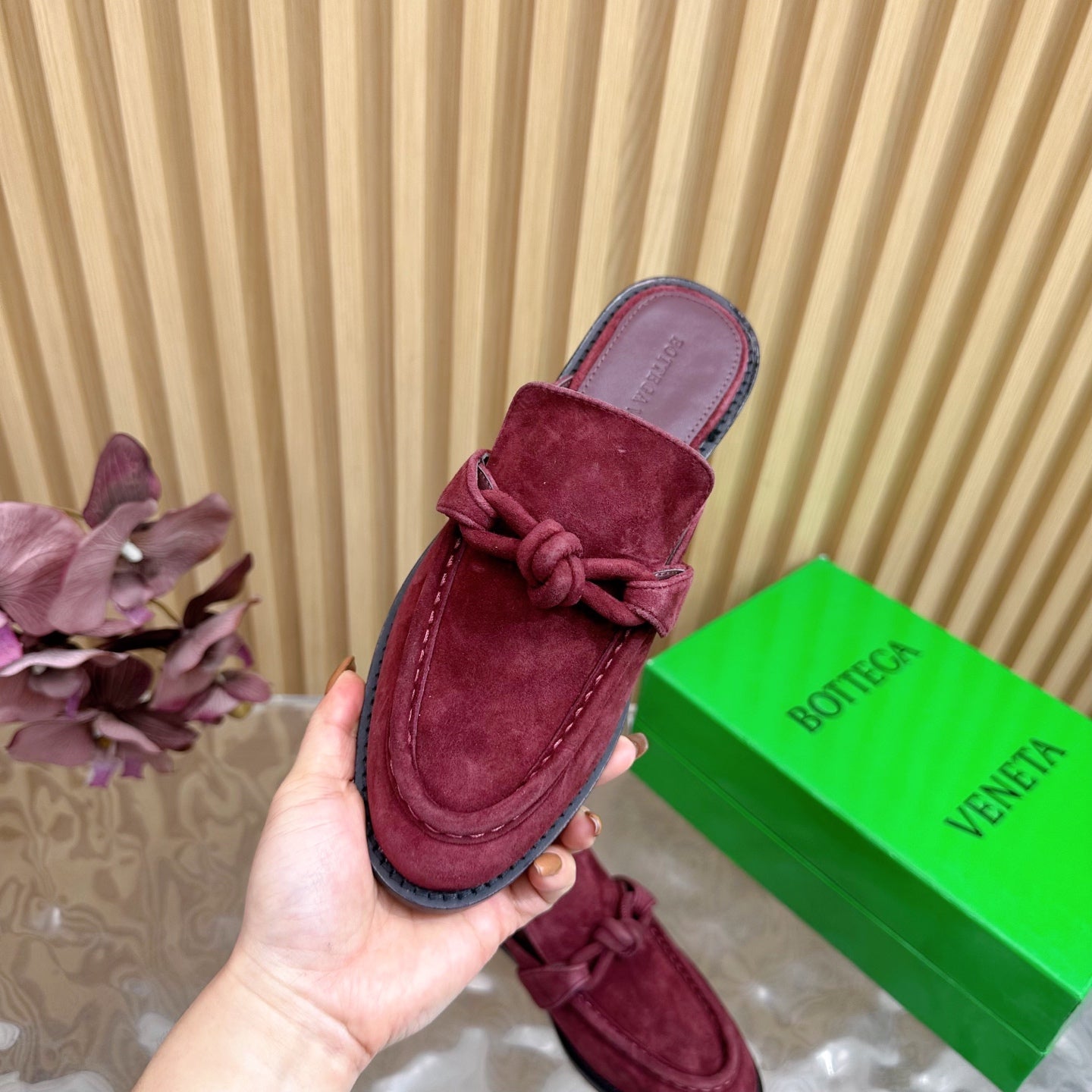 OPEN-BACK LOAFER REALISED IN GARNET RED SUEDE - 35