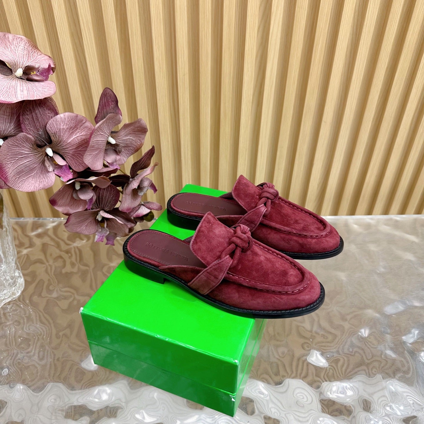 OPEN-BACK LOAFER REALISED IN GARNET RED SUEDE - 35