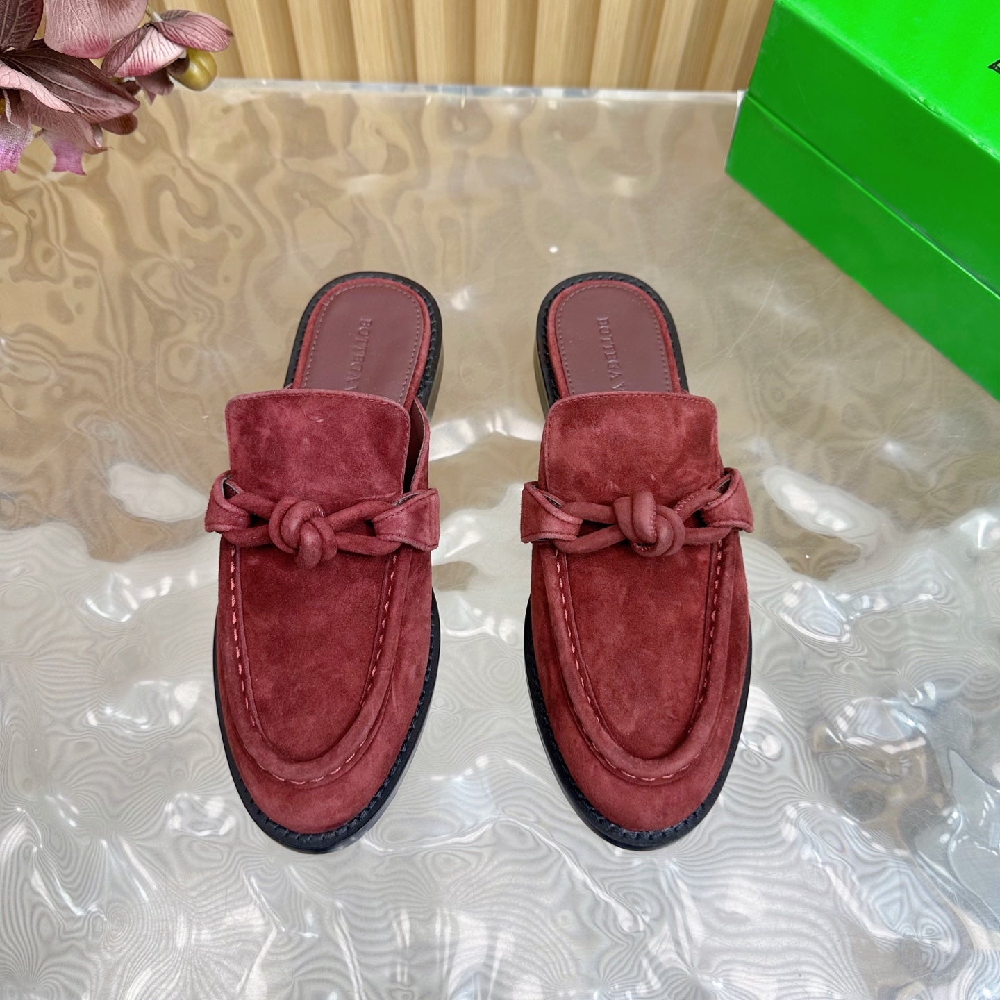 OPEN-BACK LOAFER REALISED IN GARNET RED SUEDE - 35