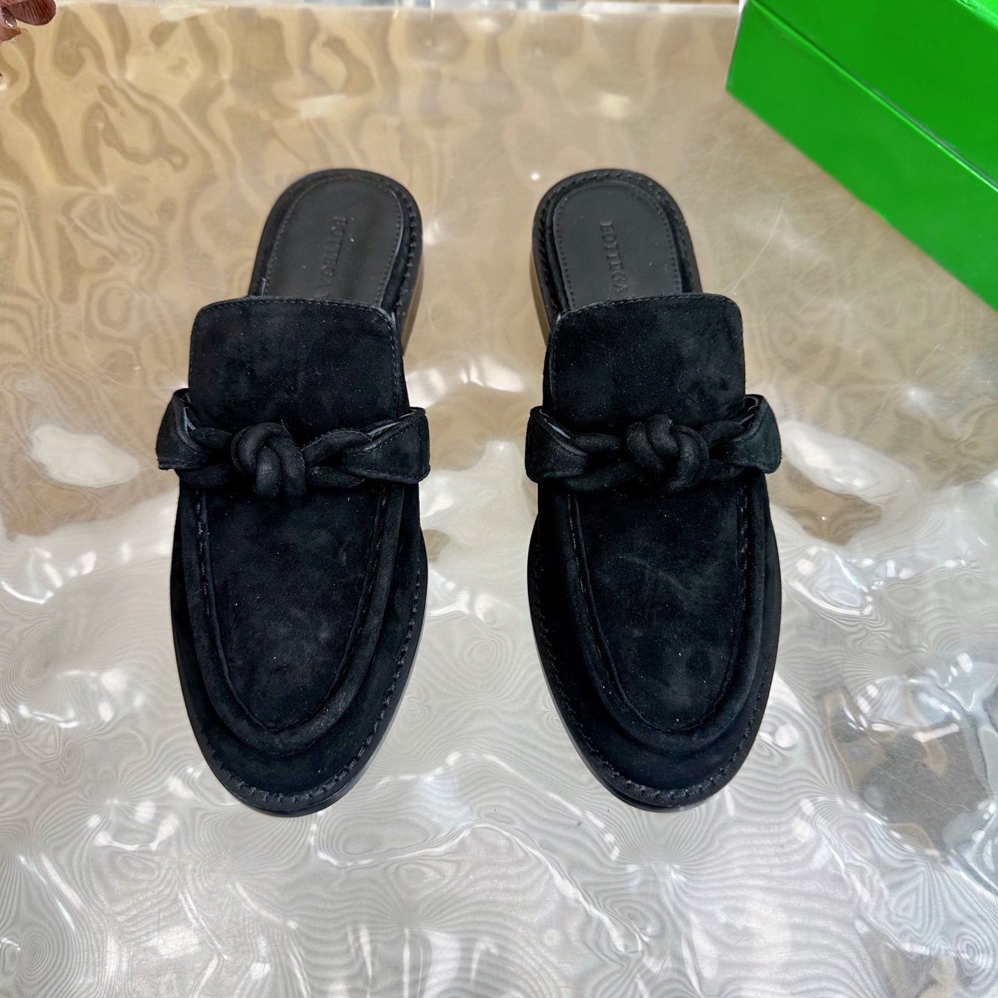 OPEN-BACK LOAFER REALISED IN BLACK SUEDE - 35