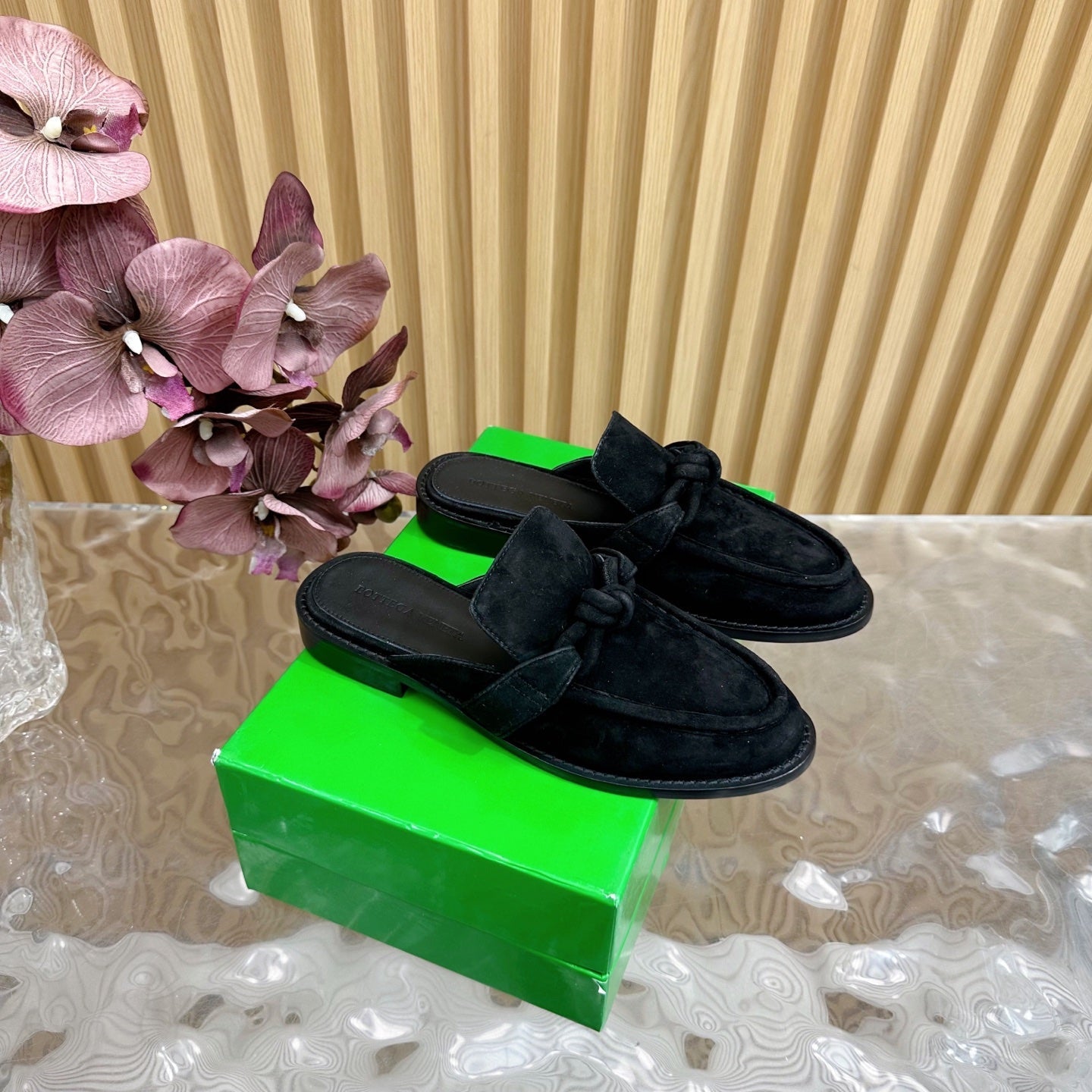 OPEN-BACK LOAFER REALISED IN BLACK SUEDE - 35