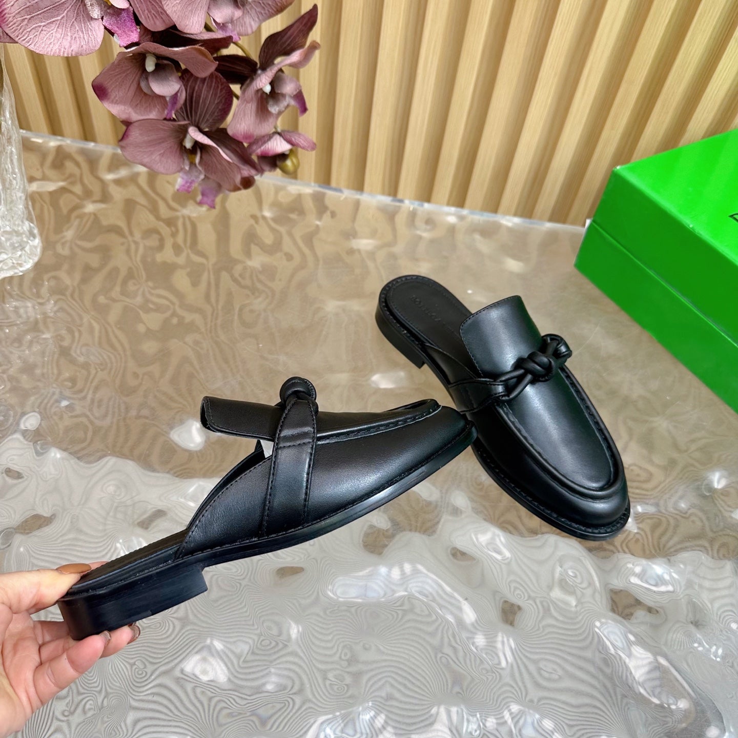 OPEN-BACK LOAFER REALISED IN BLACK SOFT CALFSKIN - 35