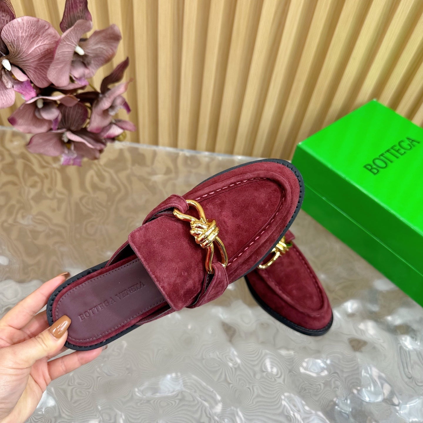 OPEN-BACK LOAFER REALISED IN GARNET RED SUEDE WITH SIGNATURE METALLIC KNOT DETAIL - 35