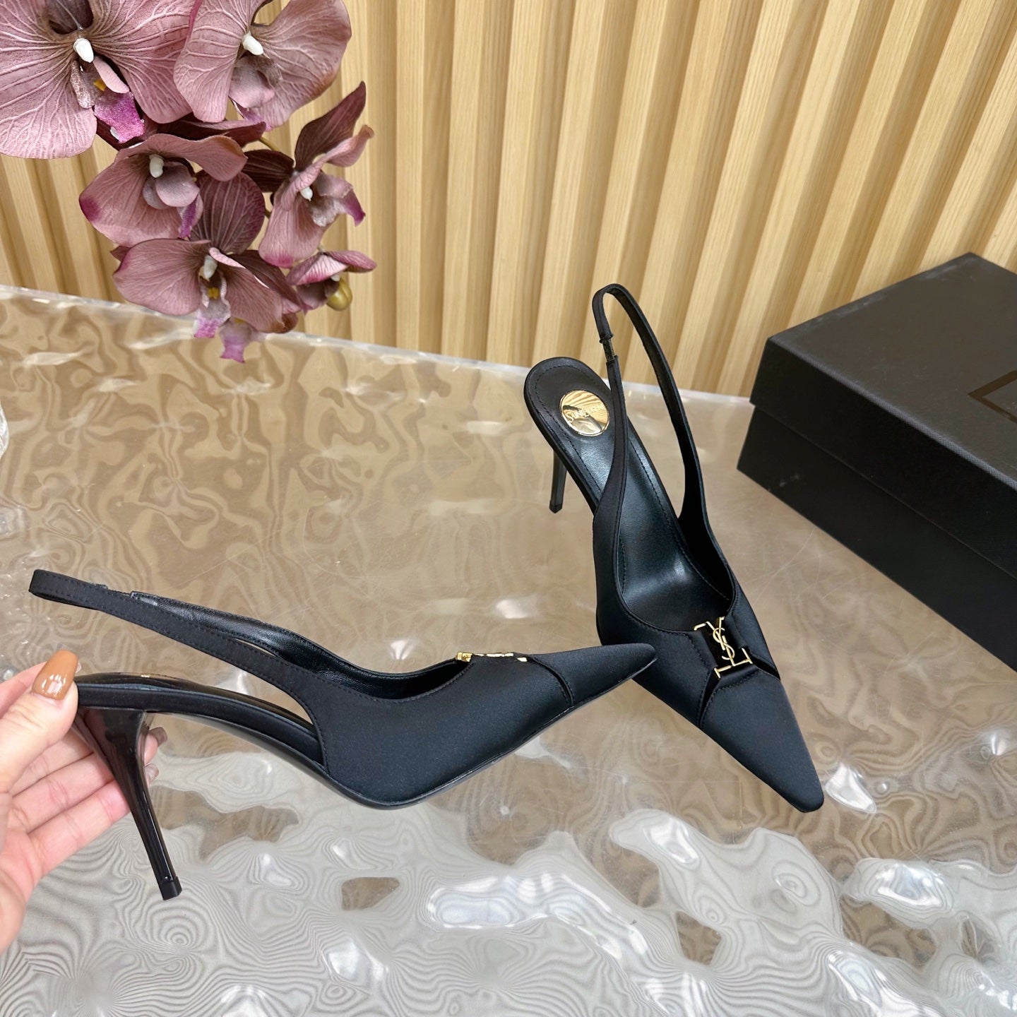 BABYLONE SLINGBACK PUMPS IN BLACK SILK - 35