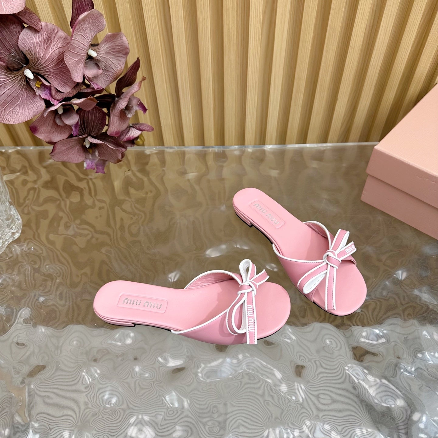 SLIDES SANDALS IN PINK CALFSKIN WITH BOW IN TRAP - 35