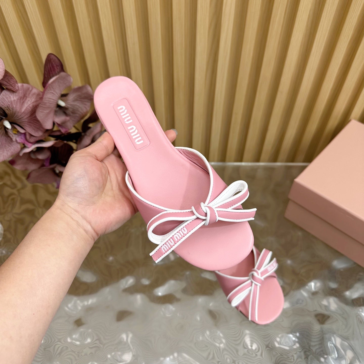 SLIDES SANDALS IN PINK CALFSKIN WITH BOW IN TRAP - 35