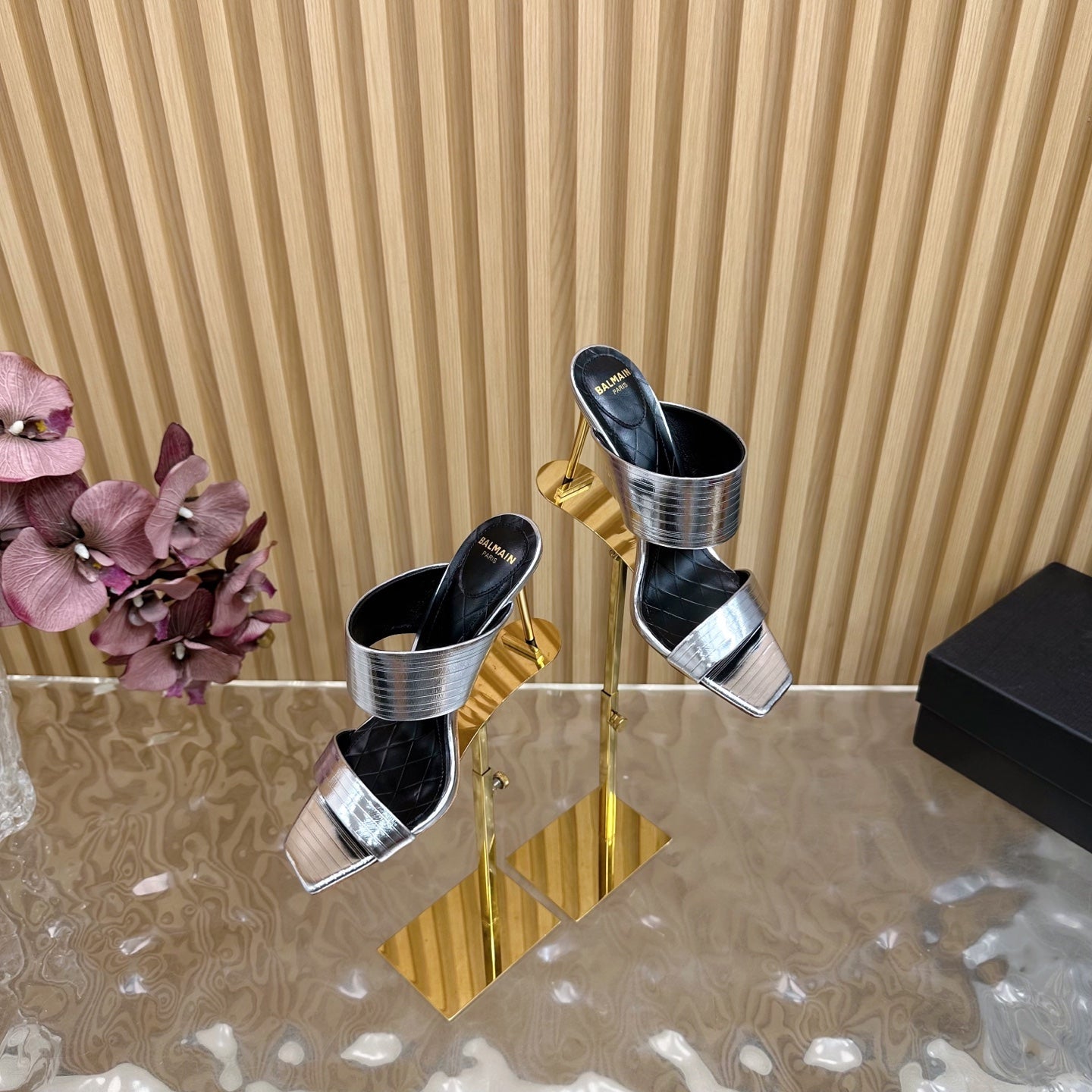 BALMAIN 25S MULES IN STRIPED LEATHER 95MM IN SILVER CALFSKIN - 35