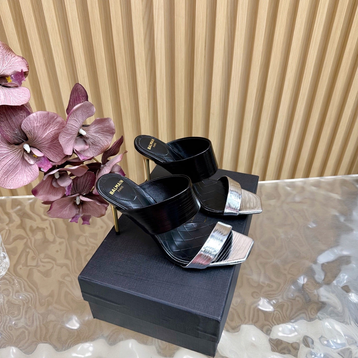 BALMAIN 25S MULES IN STRIPED LEATHER 95MM IN BLACK AND SILVER CALFSKIN - 35
